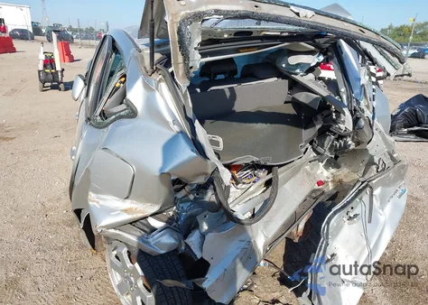 2005 Toyota Prius из США, поврежденный, VIN JTDKB20U953065453